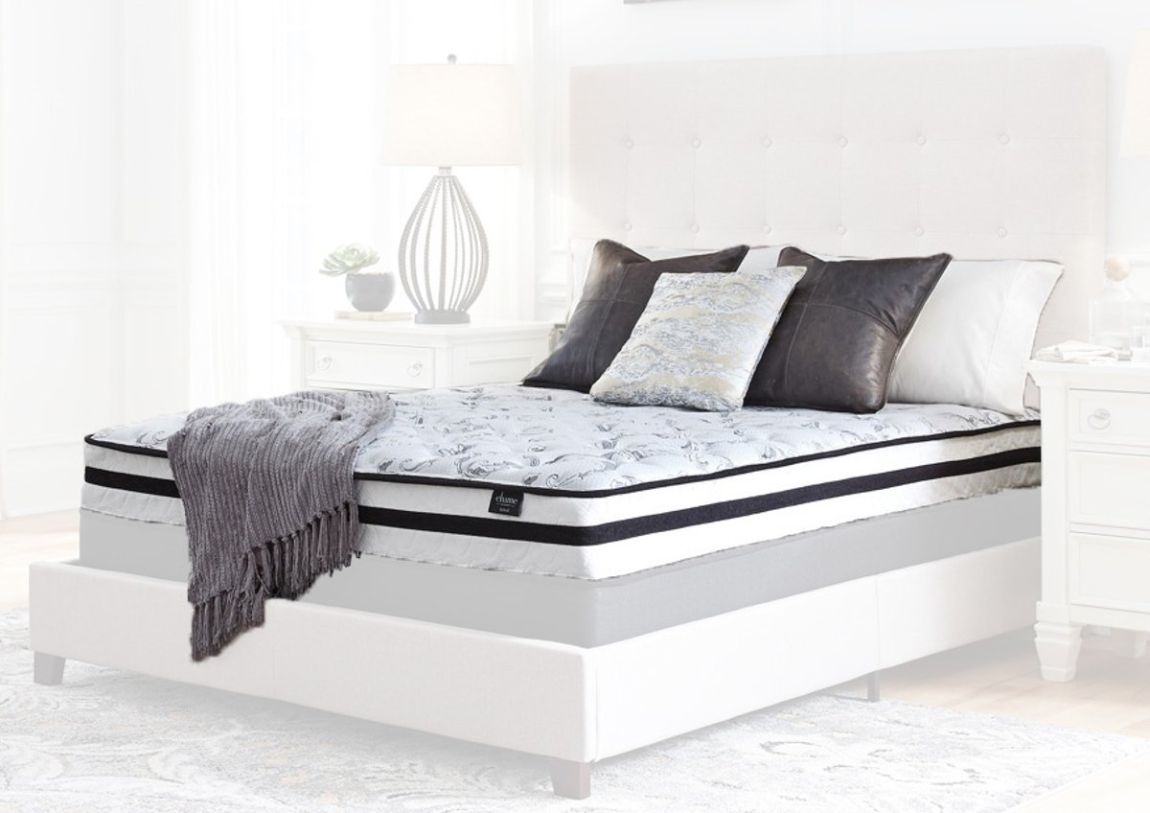 Emma Mason Signature 8 Inch Shervana Innerspring King Mattress