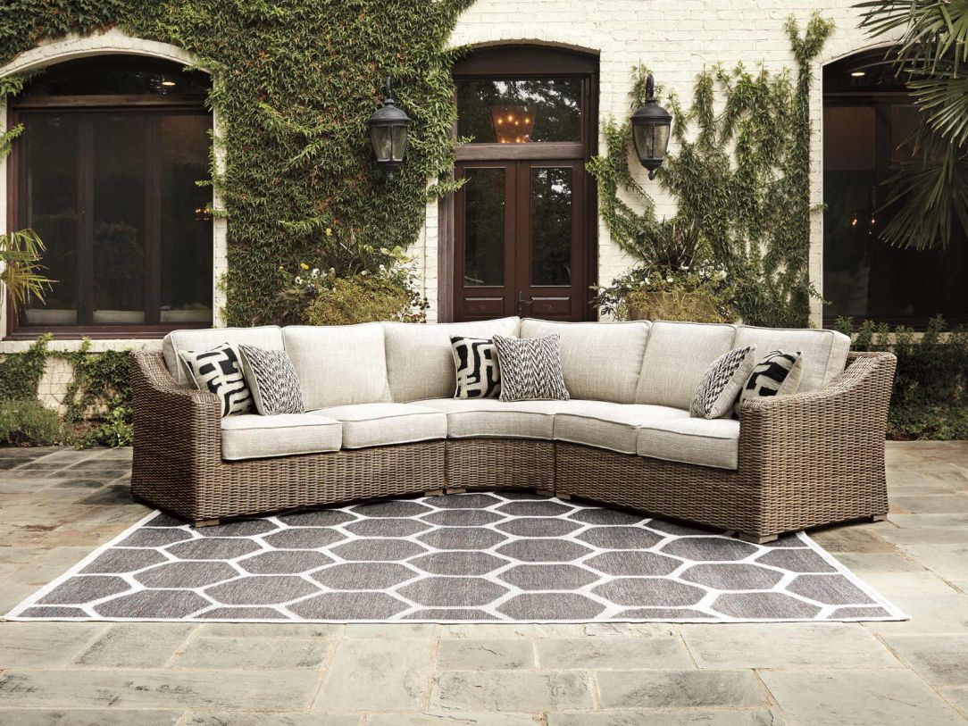 Emma Mason Signature 3-Piece Carcroft Outdoor Sectional Set