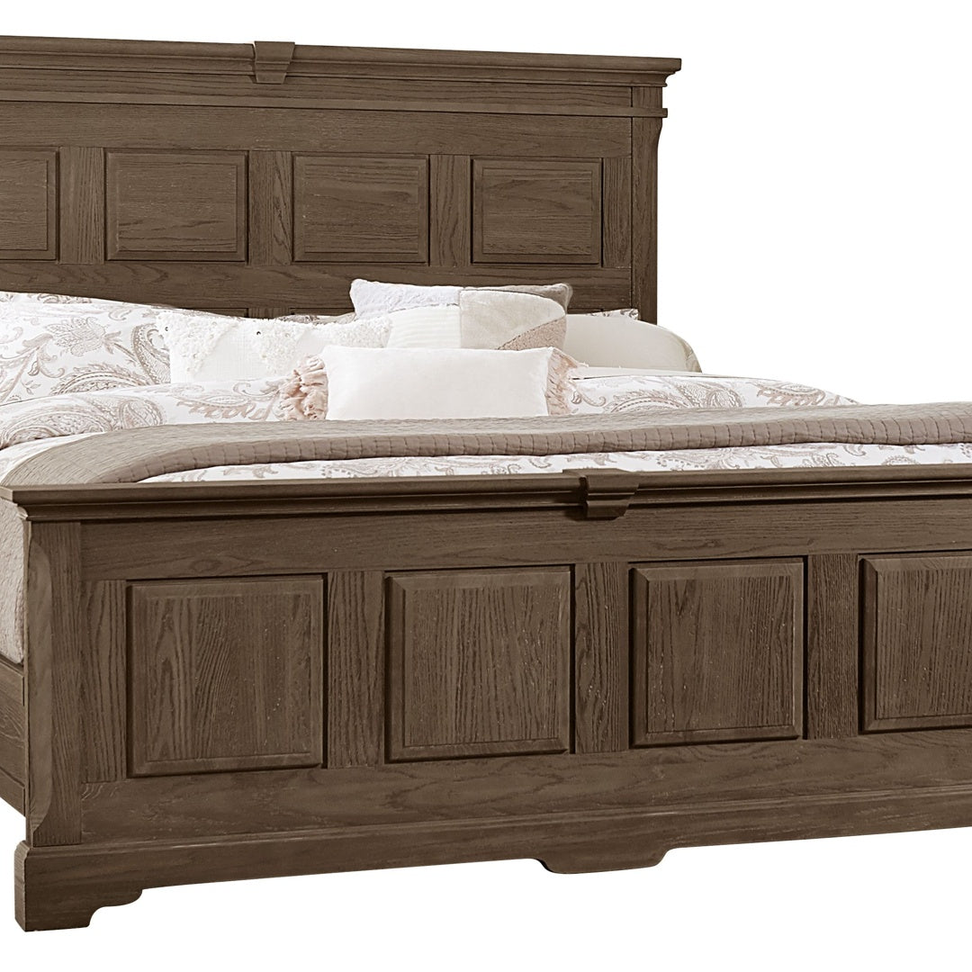 Vaughan-Bassett Heritage – Queen Mansion Bed With Decorative Rails – Cobblestone Oak