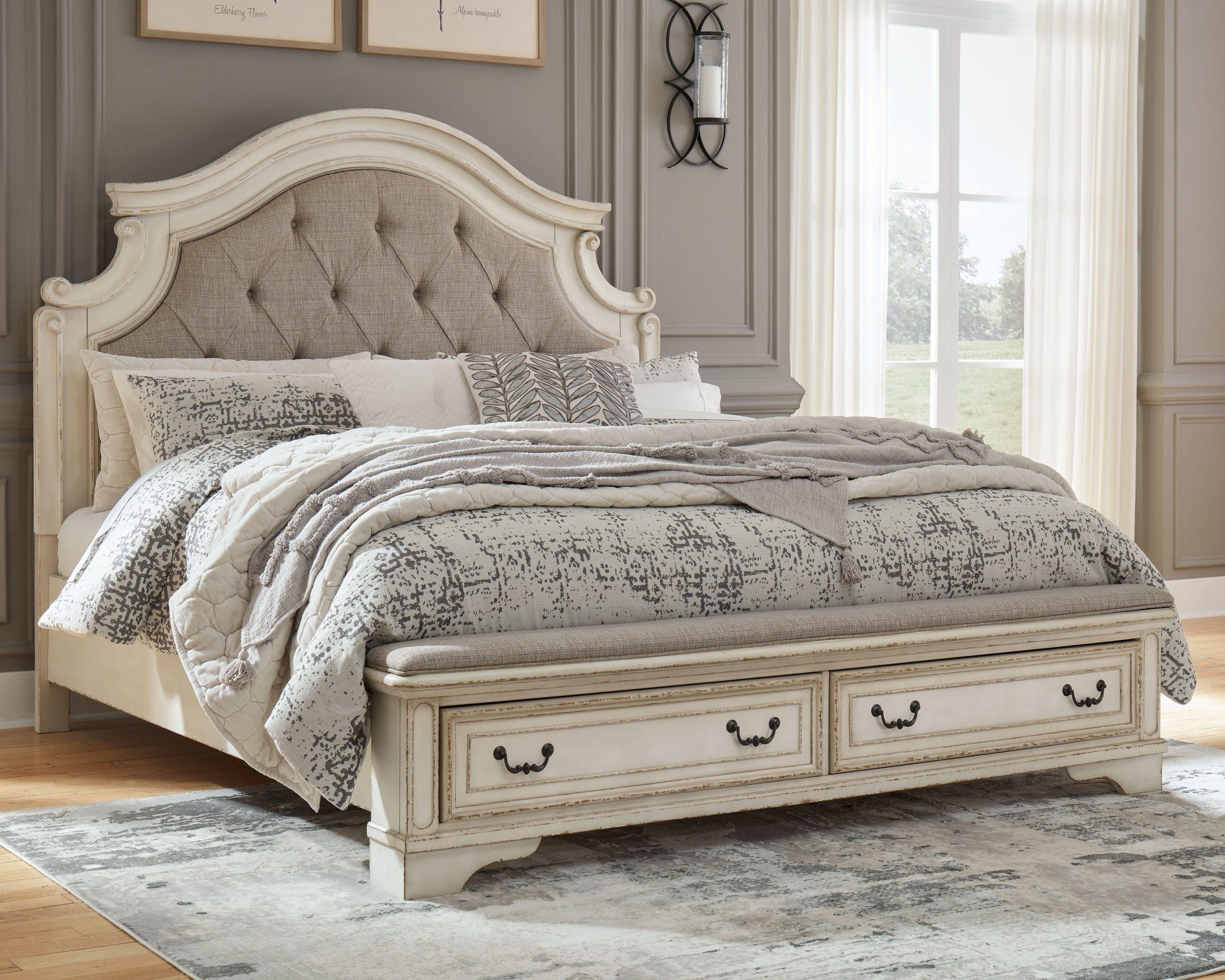 Ashley Realyn – Two-tone – King Upholstered Bed